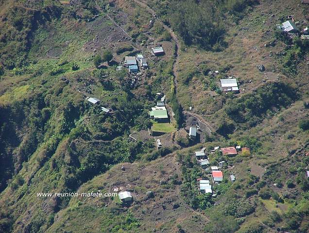 Roche Plate à Mafate, depuis le Piton Maïdo
