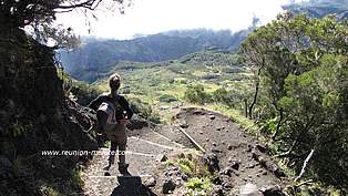 Sentier de randonnée à Mafate