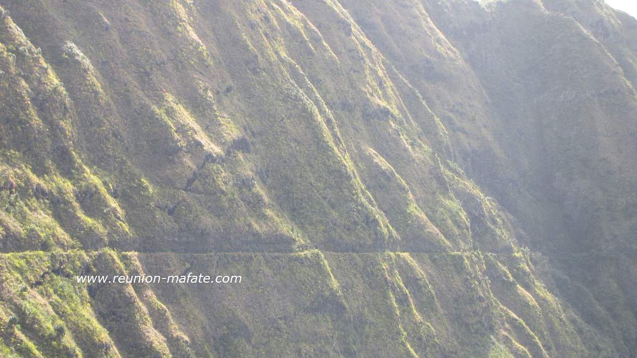 Fermeture du sentier de la Canalisation des Orangers - Le Quotidien de la  Réunion